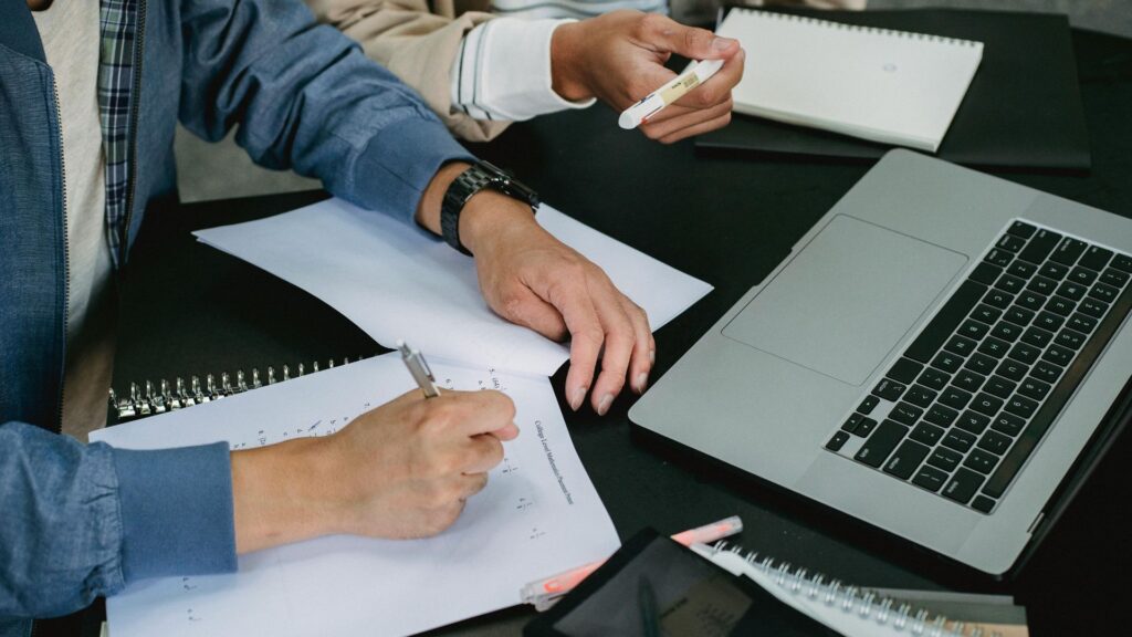 Computer-Based Exams vs Traditional Exams: Which is Better?